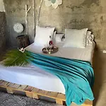 Laurisilva Sauna Y Piscina Apartman Buzanada