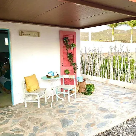 Laurisilva Sauna Y Piscina *