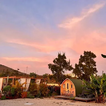 Laurisilva Sauna Y Piscina Holiday home Buzanada