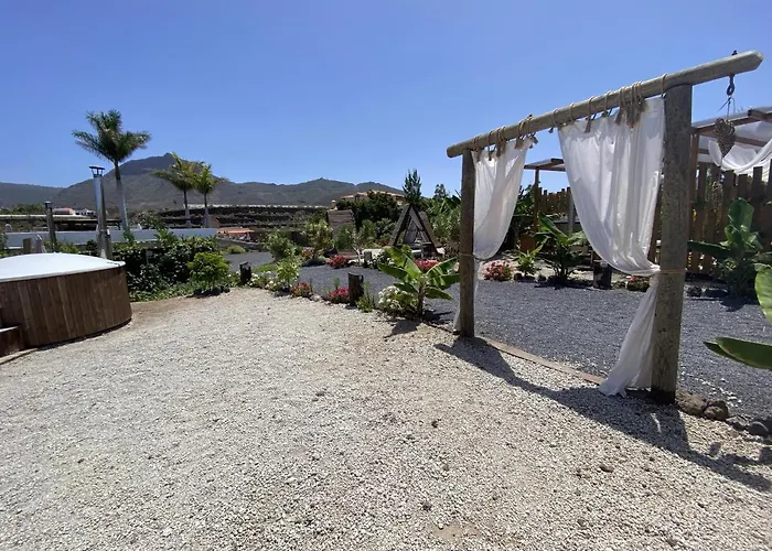 Laurisilva Sauna Y Piscina *